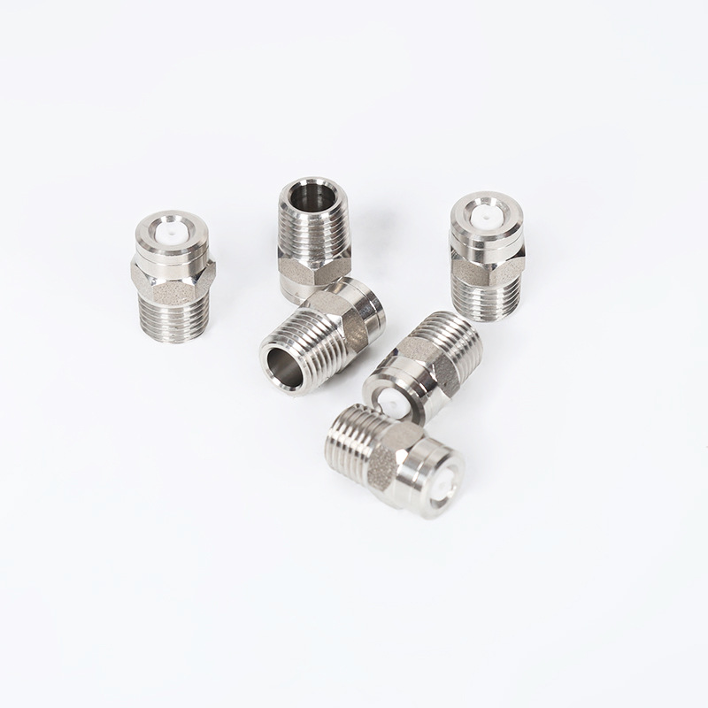 Spolande dammkotte som atomiserar munstycket