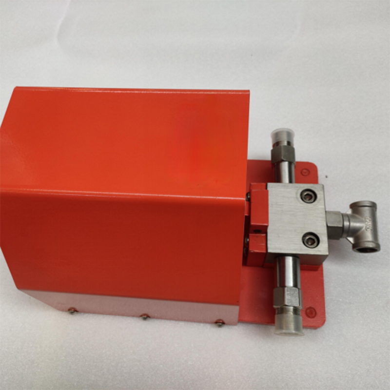 Ultrahög trycköversvämningsventil